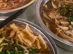 -炳记牛味粉店(四坊路店)