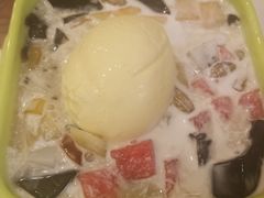 -爽爽王牌甜品(河背村店)