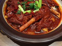 -街角等你.大连海鲜烧烤.经典铁板海鲜串(西安路店)
