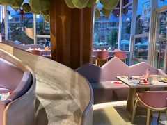 -水桶王国主题餐厅·聚会·生日派对·亲子活动·家庭套餐(亚龙湾希尔顿店)