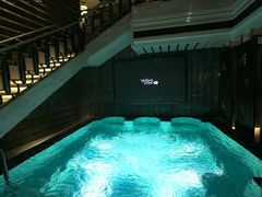 -浅深(世茂滨江精品店)
