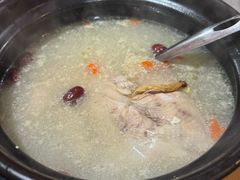 -果松木炭酸菜铜火锅·外婆参鸡汤