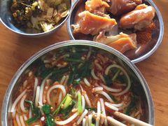 米线-鸿浩扒猪脚米线