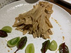 芥末鸭掌-小大董·烤鸭(王府井apm店)