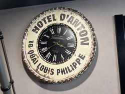 -鳌首刺青纹身 穿孔饰品店