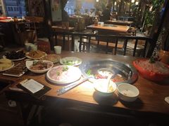 -城墙拐拐火锅(三峡广场黑金冠店)