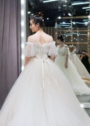 -Lady  Jane高端婚纱礼服馆