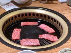 -炼火烤肉店
