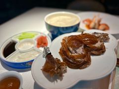 鱼子酱烤鸭-悦江(梅奔中心店)