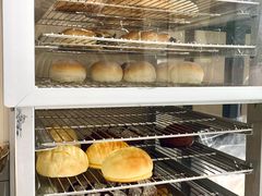 -沁屋面包店(人民东路店)