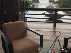 -亚龙湾喜来登·美景台大堂吧