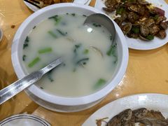 -鹏城人家海鲜酒家·23年老字号(较场尾店)