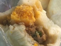 咸蛋黄超人包-老陶包子铺(南大西南村店)