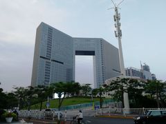-银泰百货(厦门国贸中心店)