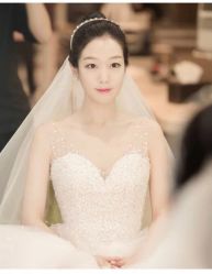 -Eling伊林彩妆·化妆培训(河西奥体店)