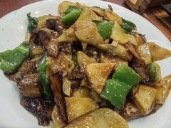 -老码头黑皮肘子锅包肉(文政街店)
