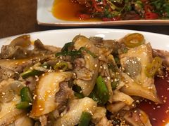 -石磨豆花家常菜·牦牛排土火锅