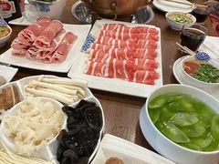 -楼外楼大刀肉传统火锅居(博学路店)