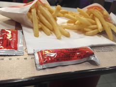 -麦当劳(伟城广场店)