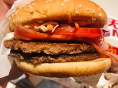 培根蔬萃汉堡-麦当劳(海岸城店)