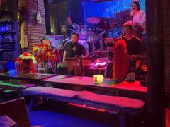 -江湖酒吧(老外滩店)