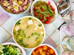 -乐禧母婴全自营月嫂(宝山店)