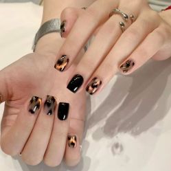 点击看大图 -桃色美甲沙龙