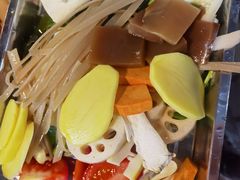 -金鼎雪山牦牛杂火锅(理县总店)