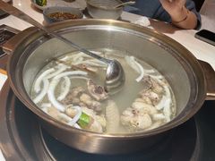 -喃喃椰·糟粕醋·椰子鸡火锅(七堡花园店)
