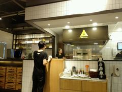 -乐凯撒披萨(东方新世界店)