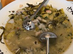 -严记小天府酸菜鱼(西四路店)