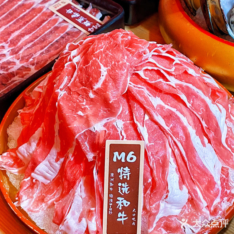 冬日里无法拒绝的美食,和牛寿喜锅,热气腾腾,好温暖