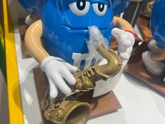 -m豆巧克力世界(上海世茂广场店)