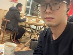 -歹歹的加个面过油肉拌面