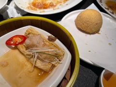 -蝴蝶里·粤菜·点心(滨江龙湖店)