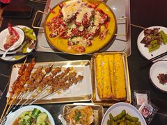 -老班长·小龙虾·鲜货烧烤大排档(金街美地店)