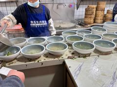 -老新隆牛肉锅贴(新街口店)