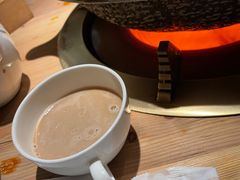 -湊湊火锅·茶憩(杭州湖滨银泰in77店)