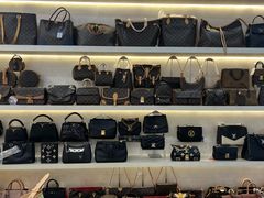 -六六奢品·vintage中古·回收二手奢侈品包包手表首饰(环球港店)
