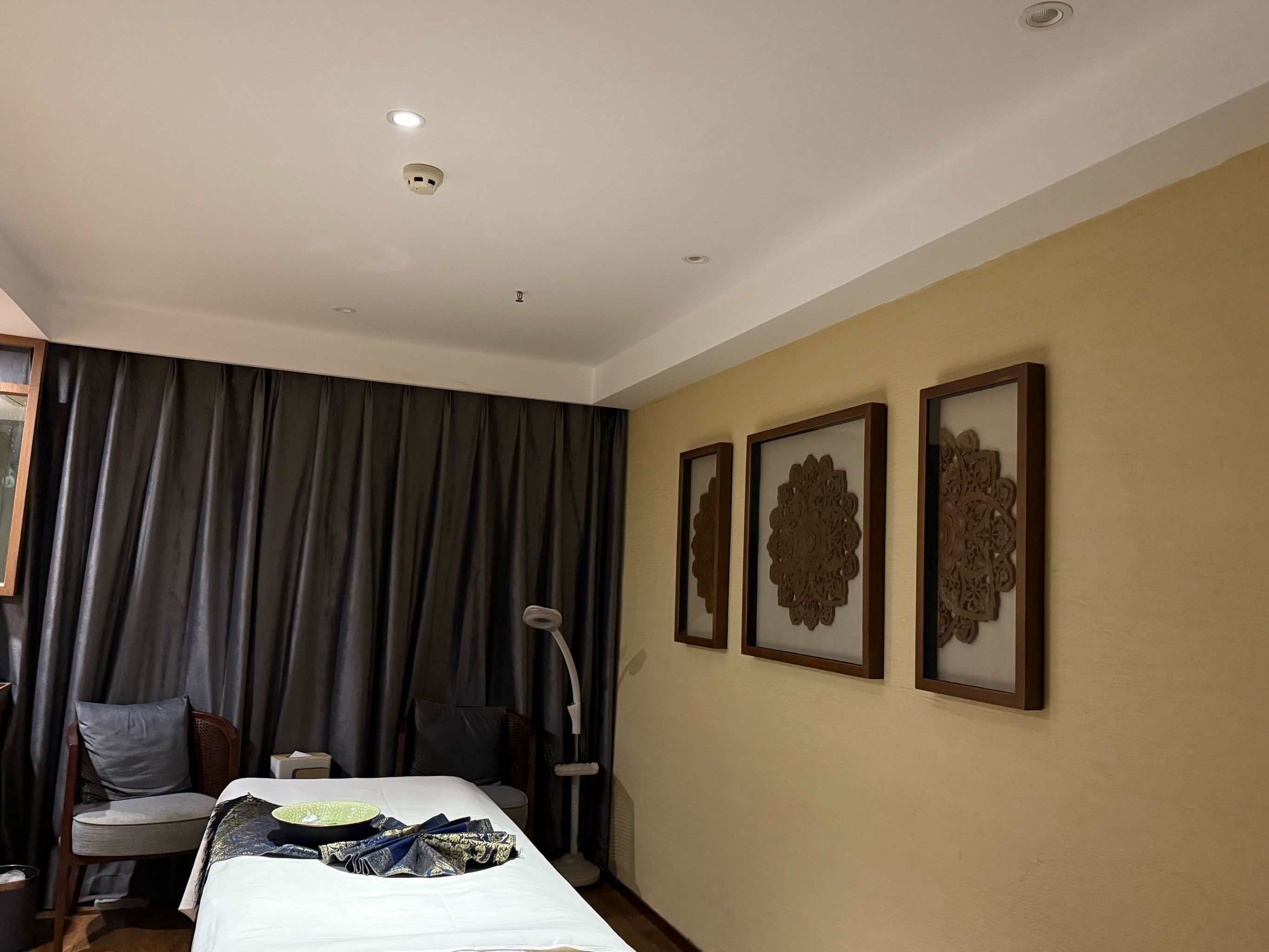 技师按得很舒服,很讲究细节,环境安静,室