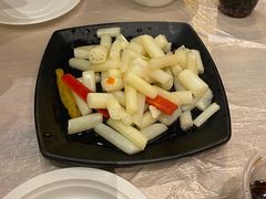 爽口藕带-巴厘龙虾·榜首油焖大虾(洞庭·艺术洋房店)