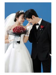 -红番婚纱礼服