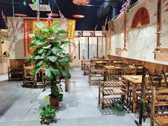 大堂-梁山烤肉(旗舰店)