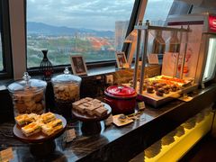 -三亚湾海居铂尔曼度假酒店