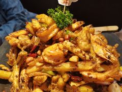 -炭舍干锅·烤鱼(扬名广场店)
