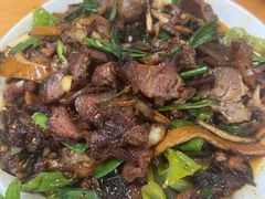 青椒炒核桃肉-人和水上飘(第一家店)