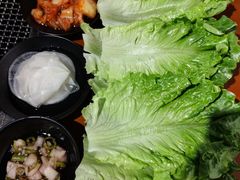 -肉甲韩国木炭烤肉(新壹街1店)
