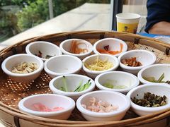 -包整·丝娃娃(一览甲秀楼风景店)