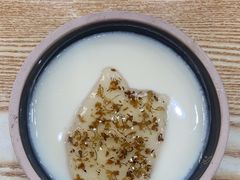 -叁煨蹄花·下饭盐帮菜(人民广场店)