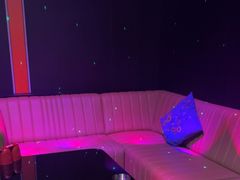 -美好时光量贩欢唱城(汇金商贸城店)